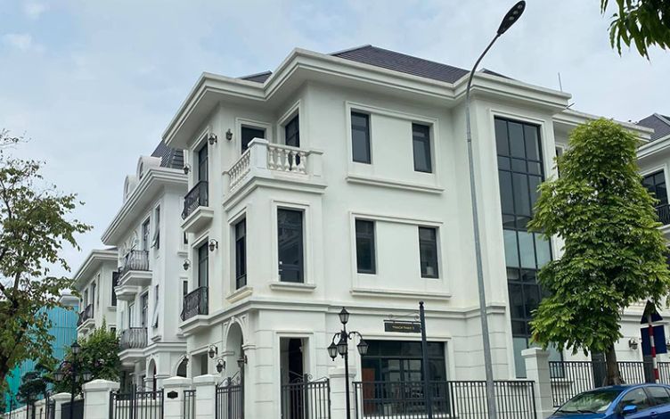 Cho thuê biệt thự đơn lặp căn góc Vinhomes Green Bay Mễ Trì, DT 228m2, hướng chính Tây